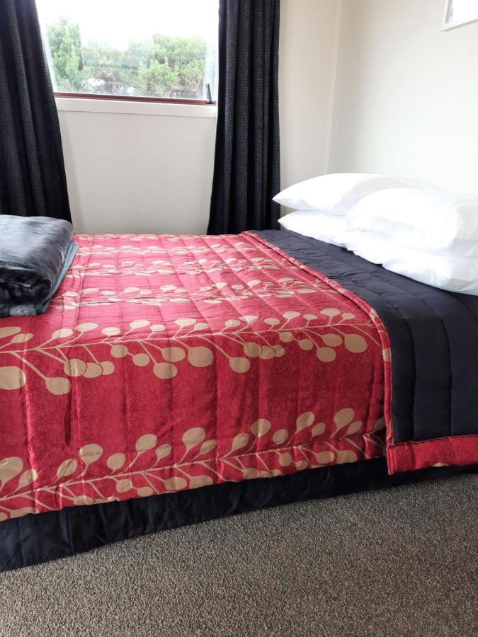 Glenavys Waitaki River Motor Camp Bagian luar foto