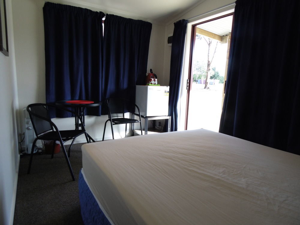 Glenavys Waitaki River Motor Camp Bagian luar foto